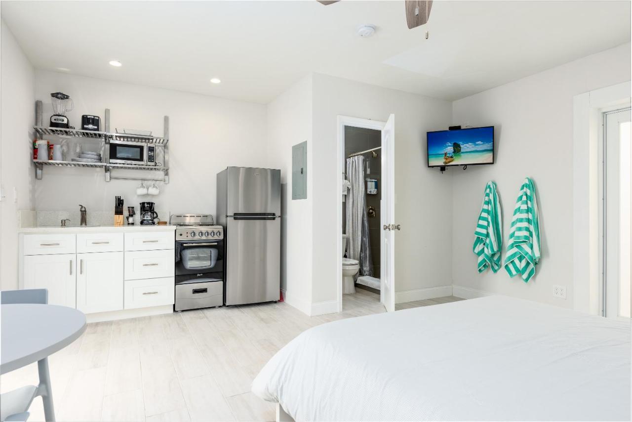 Апартаменты Ocean Flats 4 - Lauderdale-By-The-Sea Форт-Лодердейл Экстерьер фото